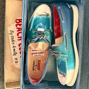 Limited edition JAWS sperry top siders size 7 woman